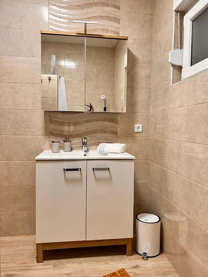 Apartmani Tin Starigrad Paklenica Dış mekan fotoğraf