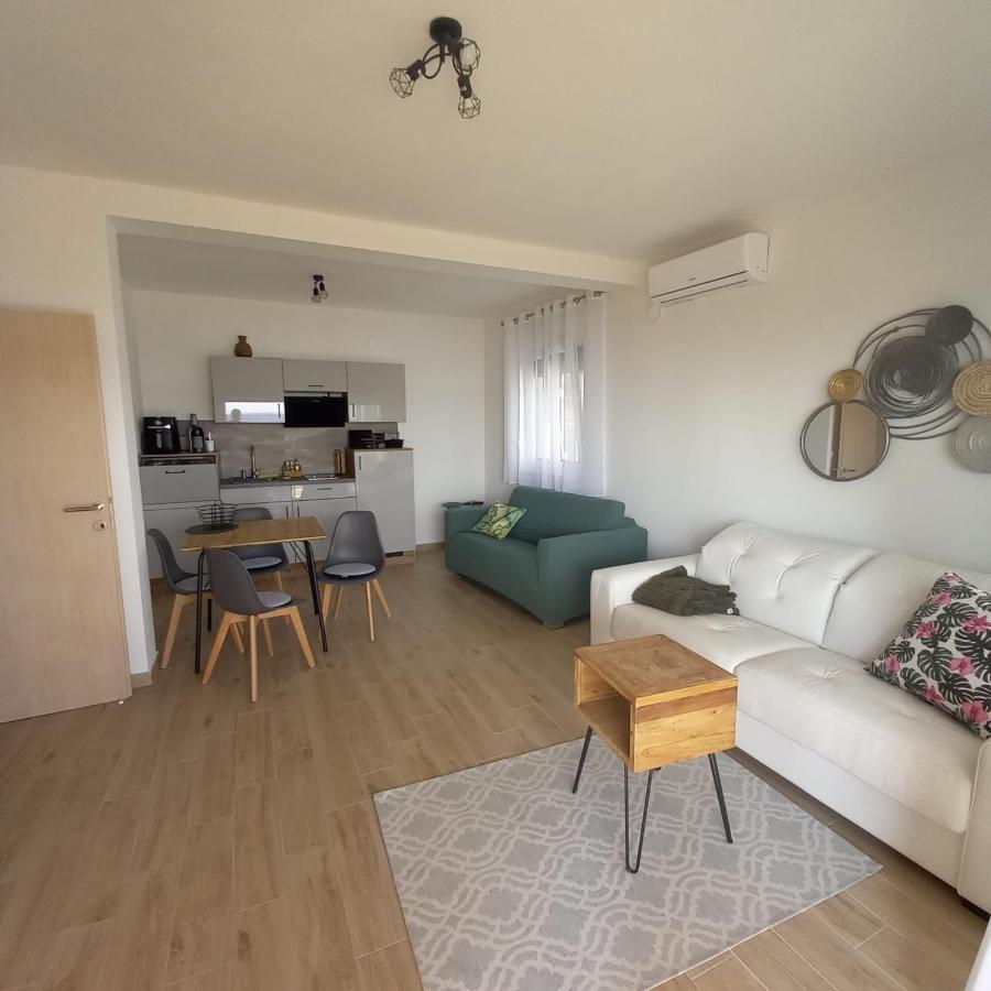 Apartmani Tin Starigrad Paklenica Dış mekan fotoğraf